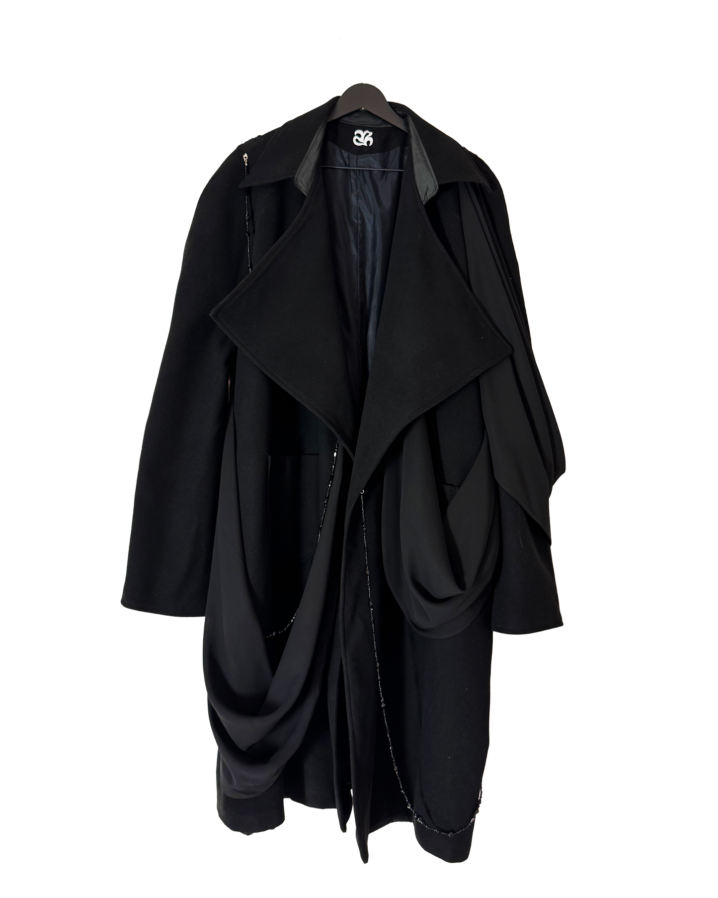 BLACK 2 - trenssitakki